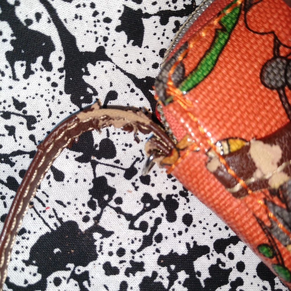 Sakroots Wallet - Picture 3 of 9